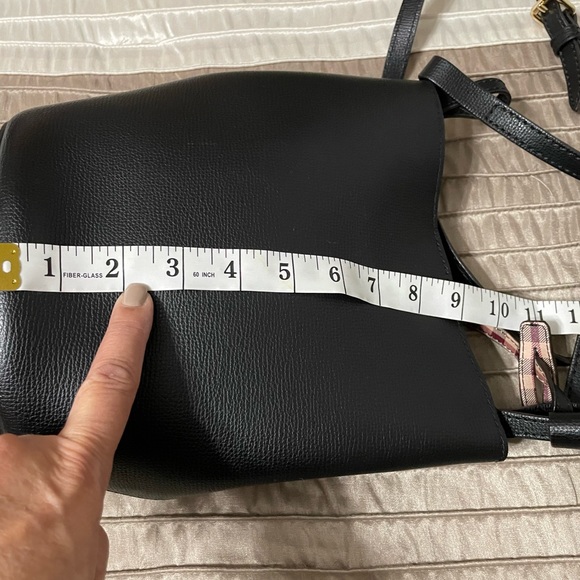 EUC Burberry bucket crossbody with dust bag and original tissue and box. Black - Picture 13 of 16